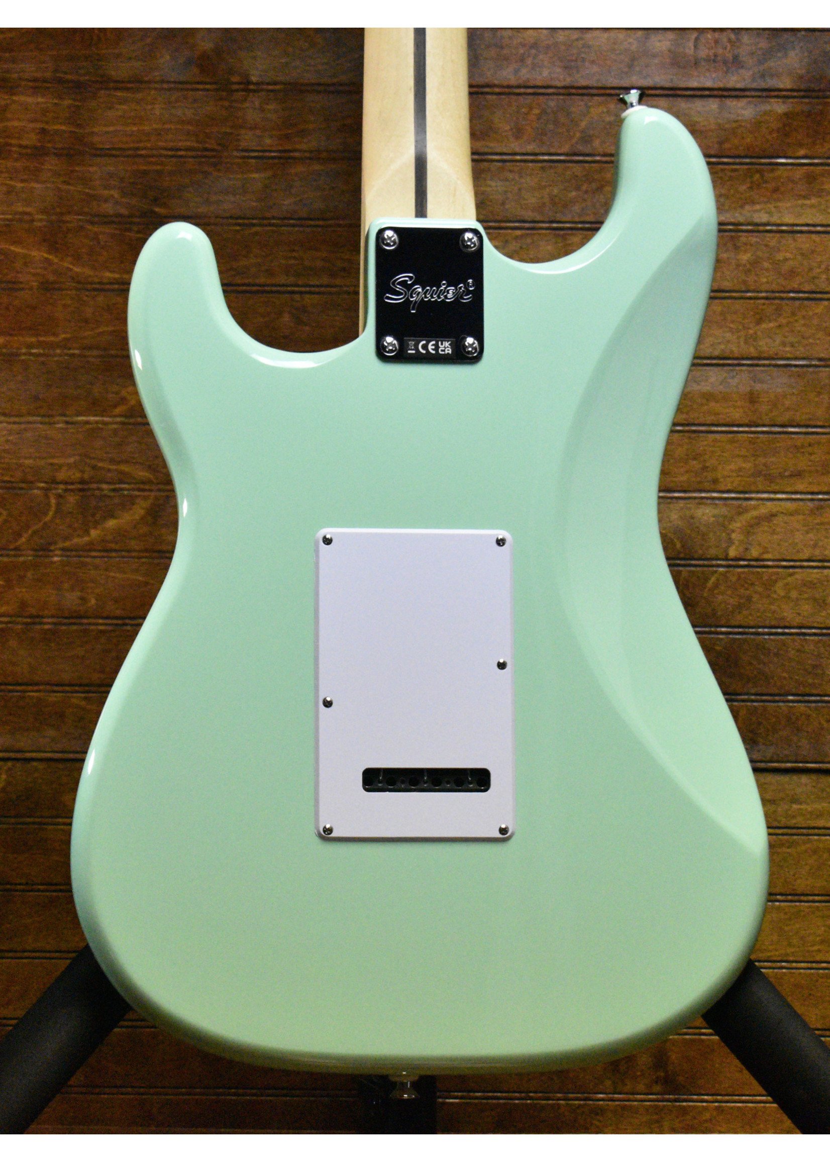 Squier Squier FSR Affinity Series Stratocaster,  Surf Green