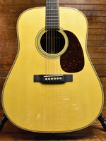 Martin Martin HD-28E Acoustic-Electric, Natural