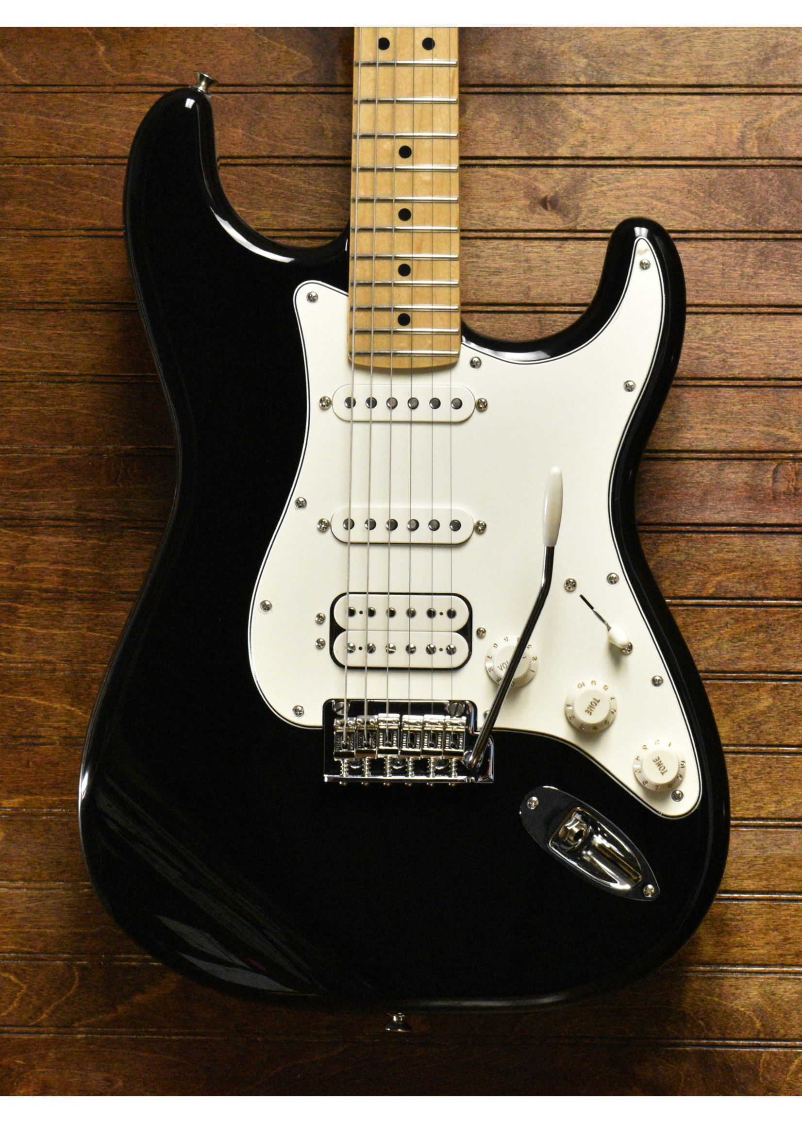 Fender Player Stratocaster HSS Black - Newell's Music