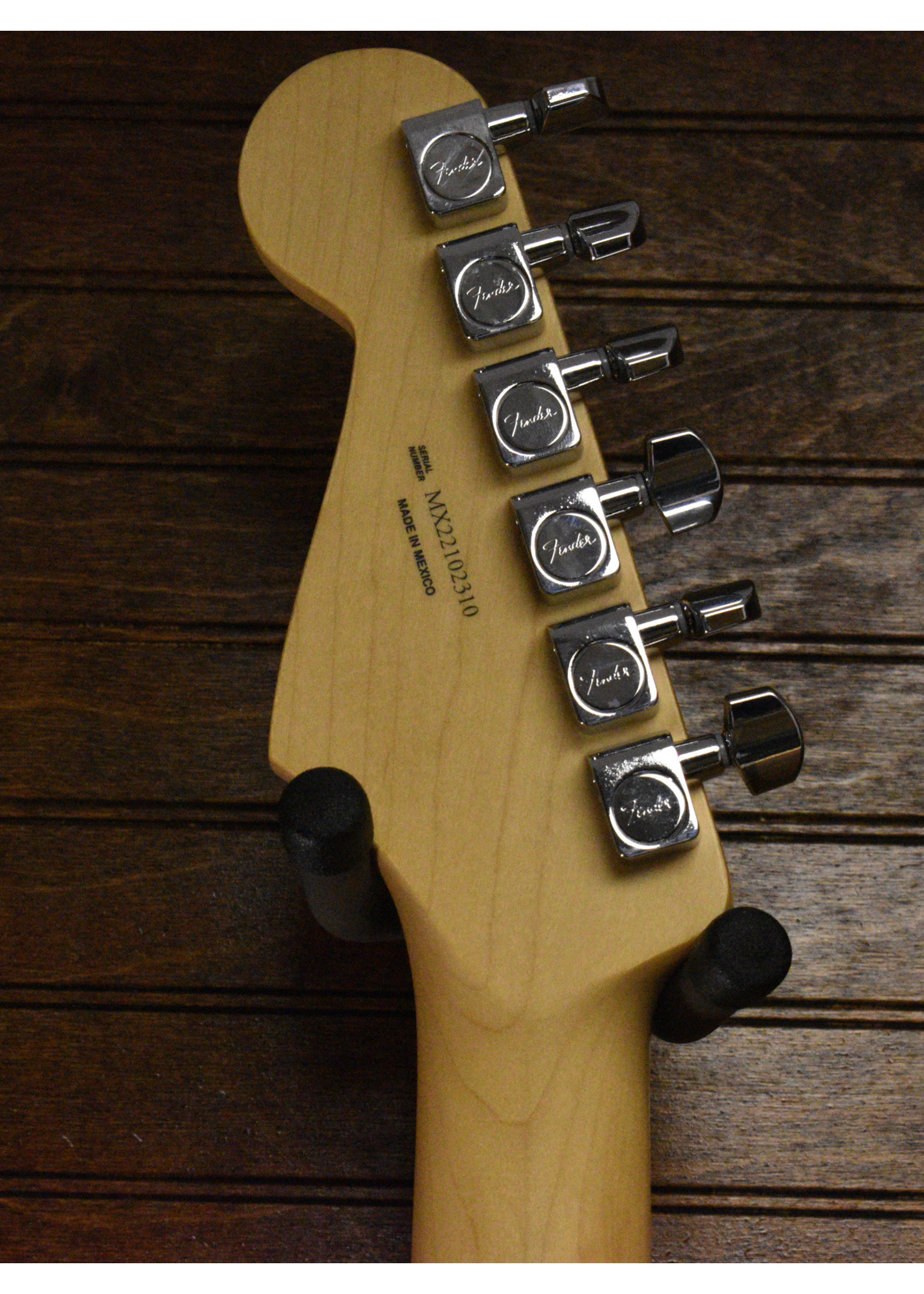 Fender Fender Player Stratocaster 3-Color Sunburst