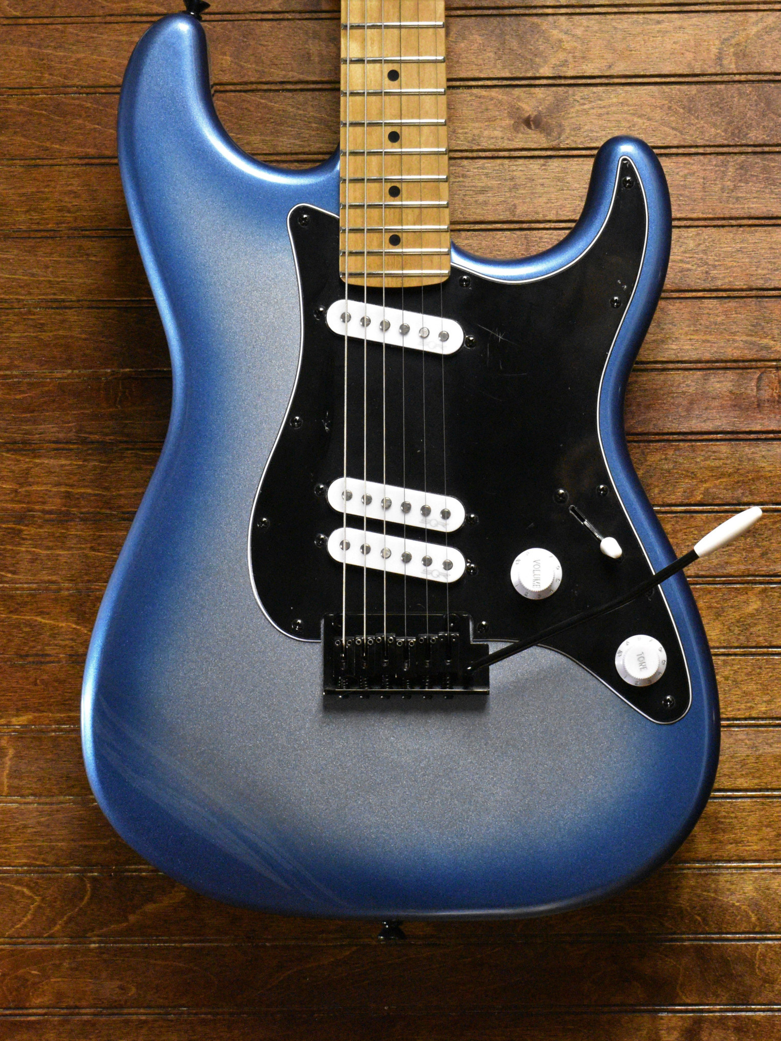 Squier Contemporary Stratocaster Special（Squier