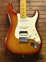 2018 Fender Player Stratocaster HSS 3-Color Sunburst - Newell's Music