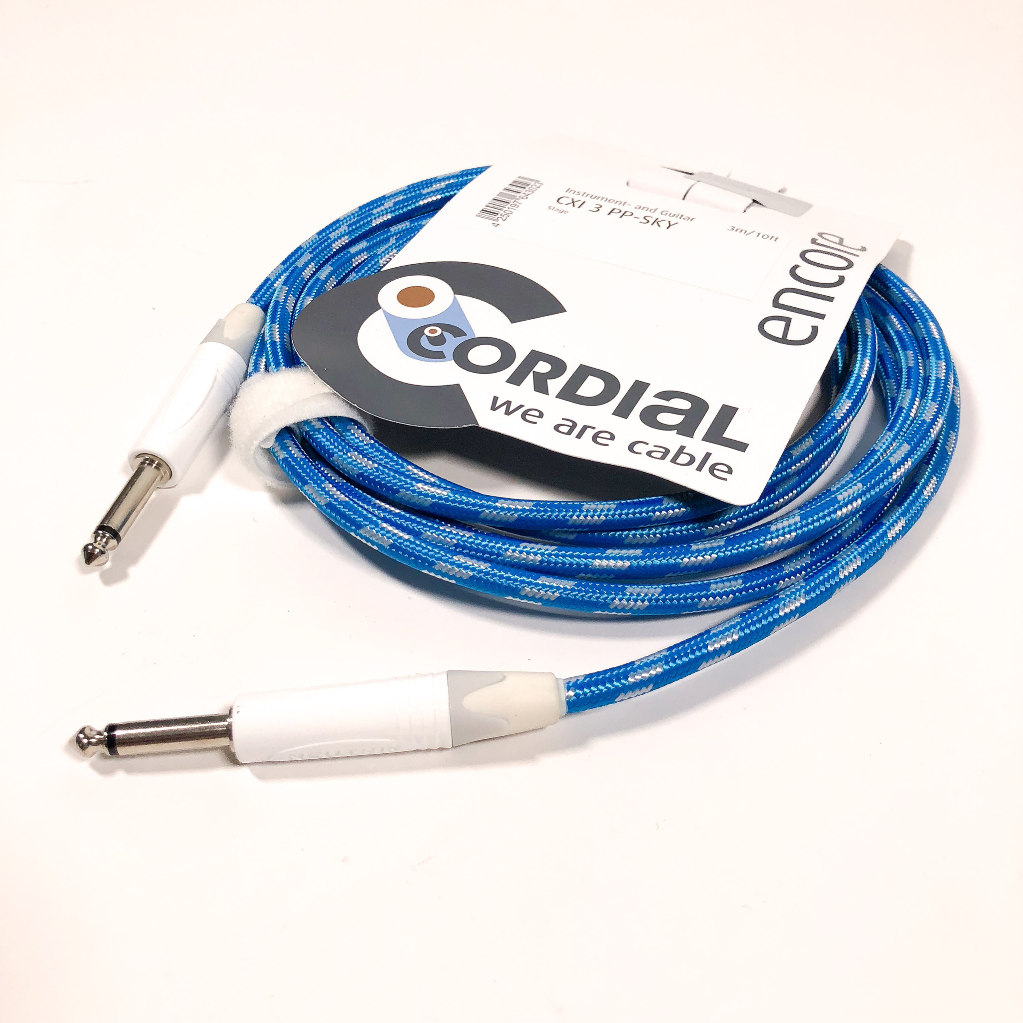 Cordial 3m /~10ft Instrument Cable for Stage, 1/4'' Neutrik NP2 Connectors, CXI 3 PP-SKY (Germany)