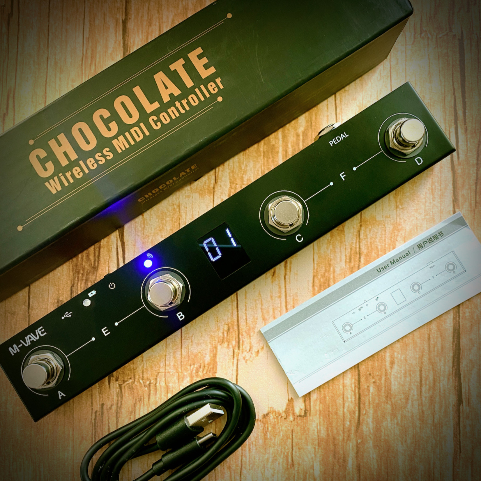 M-VAVE M-VAVE Chocolate - Wireless Bluetooth MIDI Footswitch Controller (Patch Selector, Page-Turner)