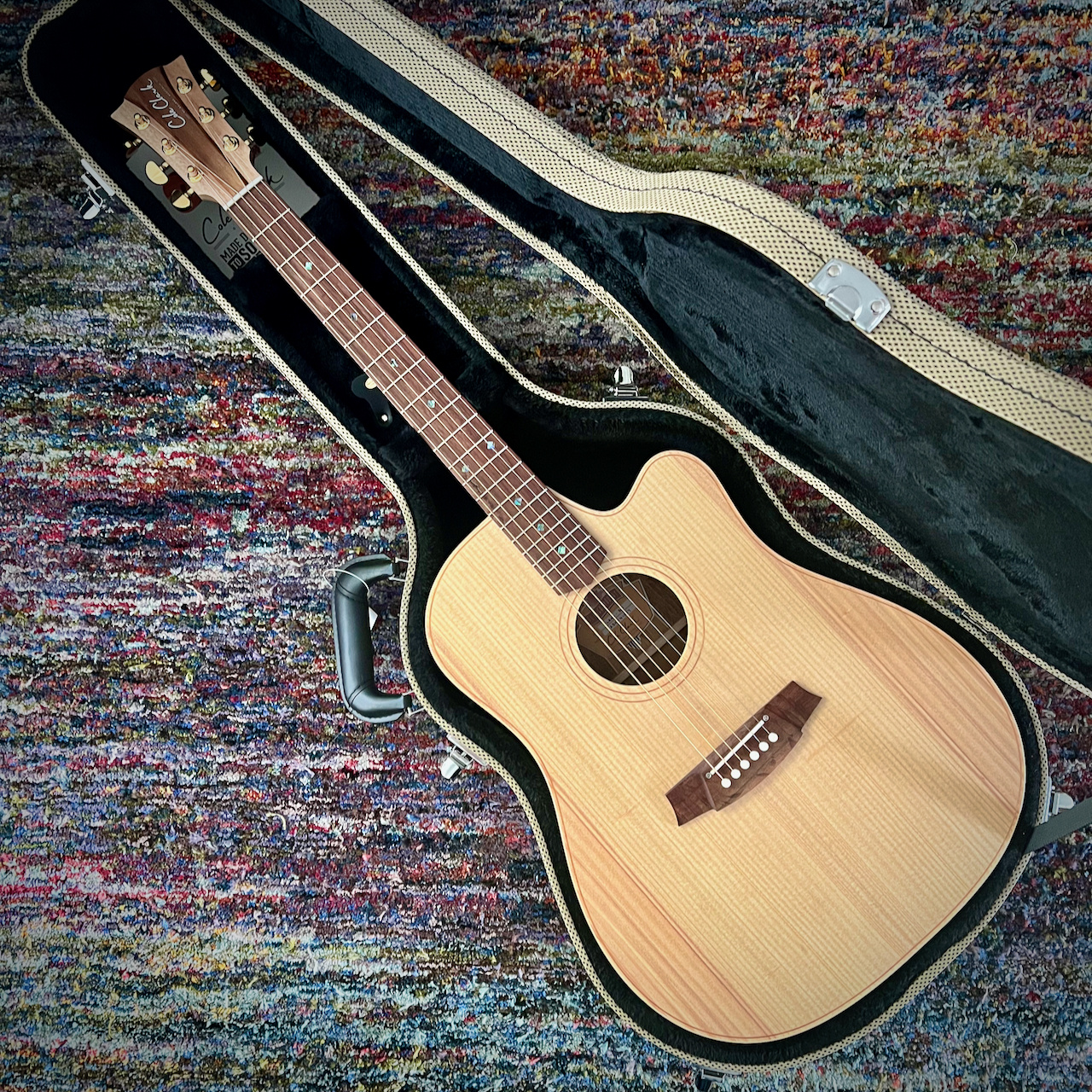 Cole Clark FL2EC-BB Acoustic Guitar, Australian AA Bunya Top and AA Blackwood Back/Sides