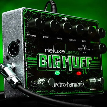 Electro-Harmonix (EHX) Deluxe Bass Big Muff Pi Distortion/Sustainer