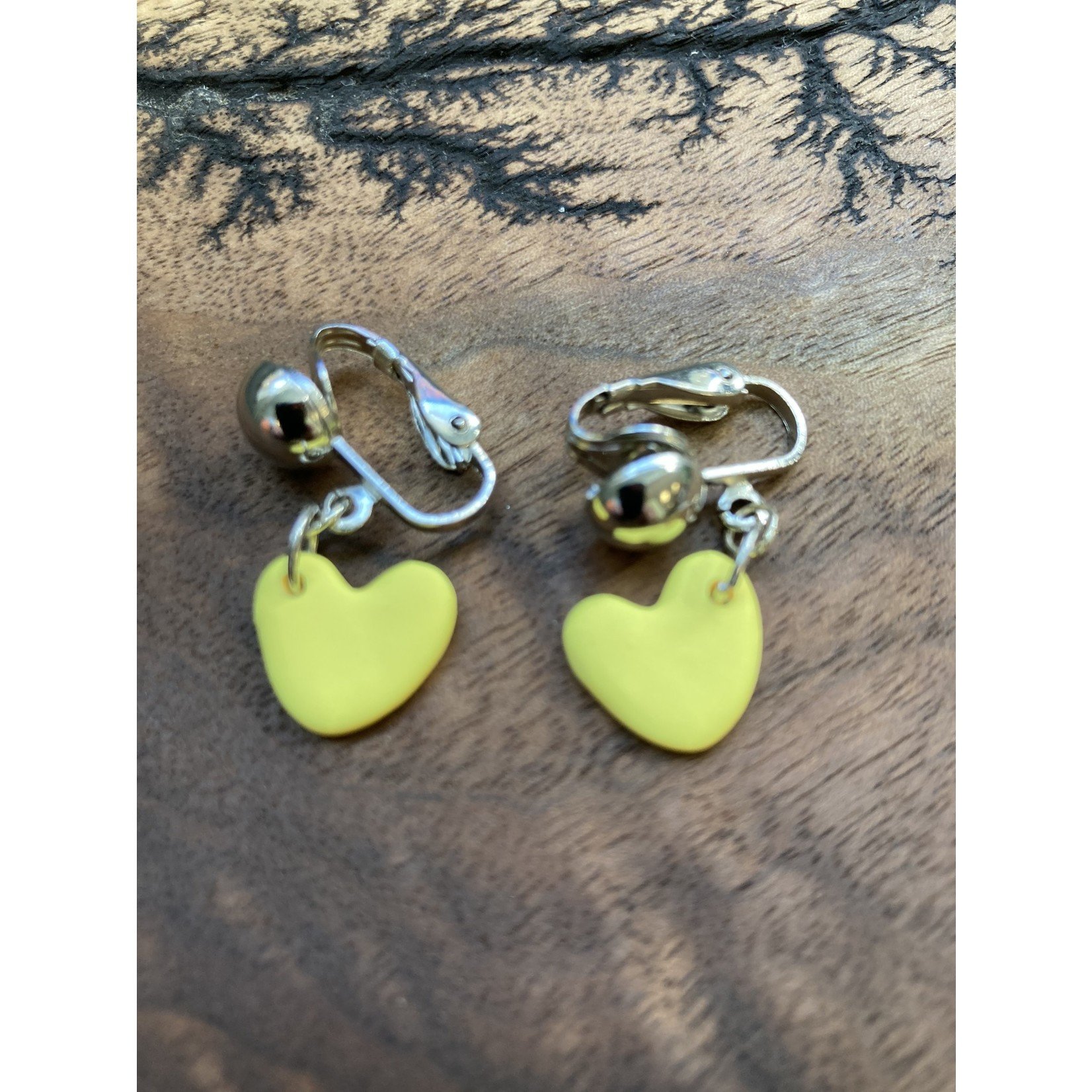 lauren Romagnola 5B Jewelry | Heart yellow clip on