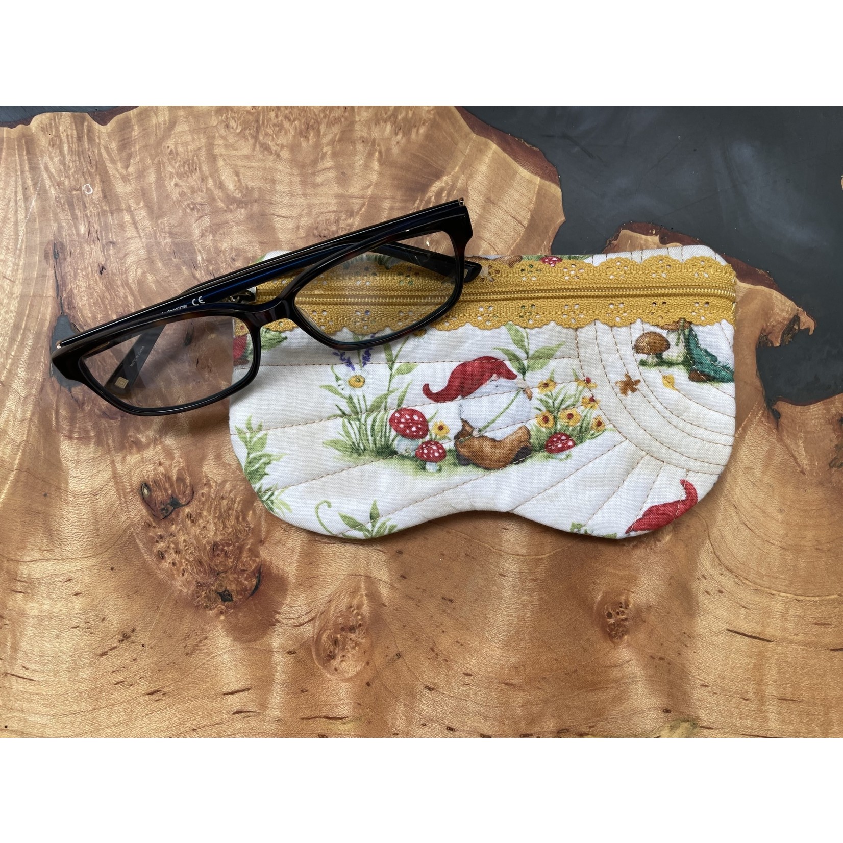 Stacey Gray Sew Cute | Gnome / Eyeglass Purse Case
