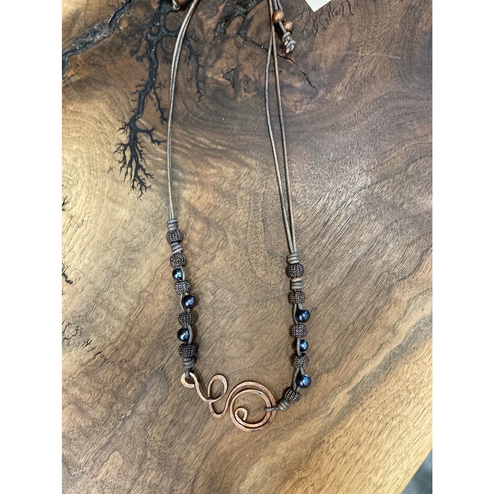 Julia Jones JMJ Designs 1022-20 Copper swirl Necklace on leather w. Pearls