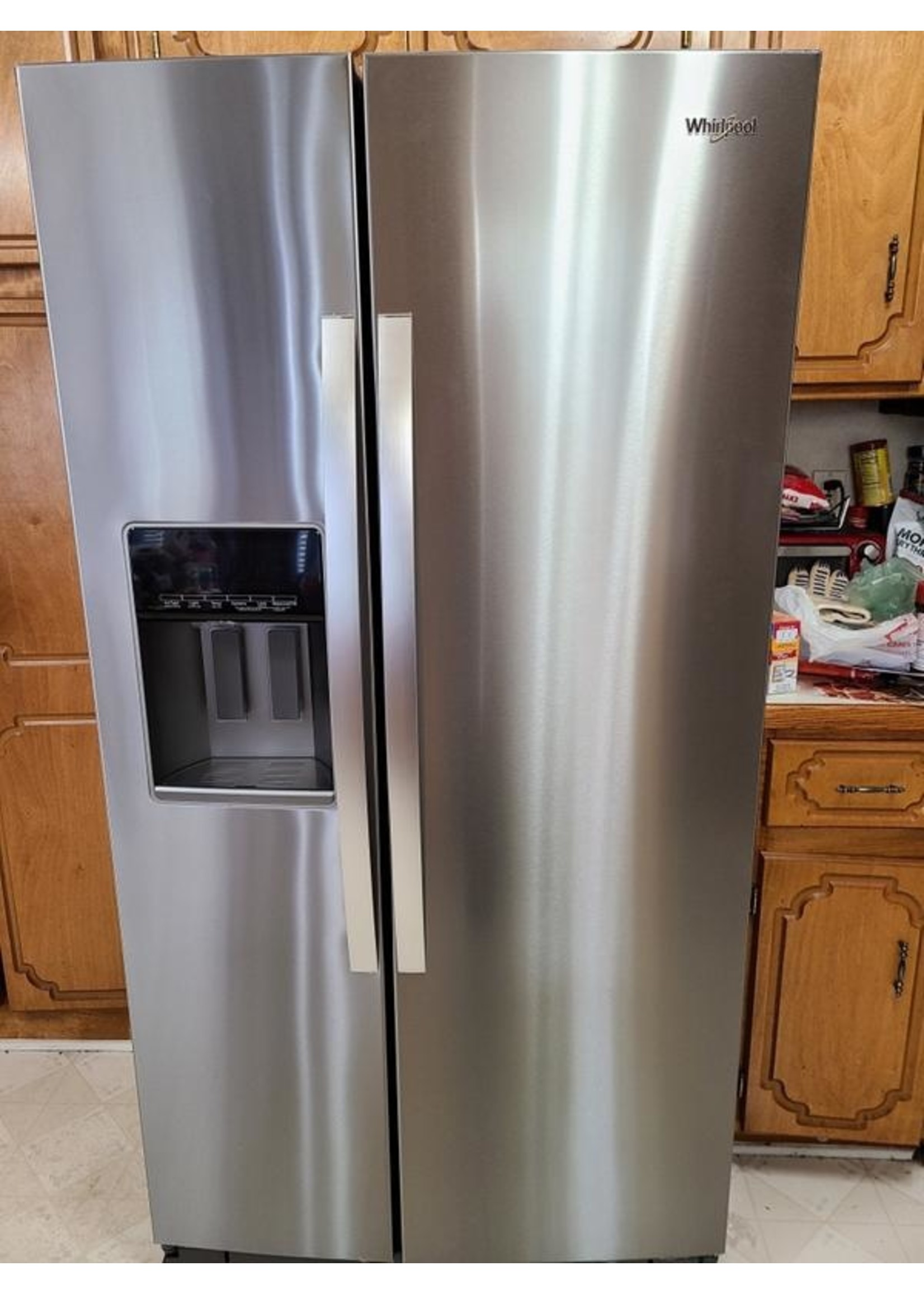 Whirlpool 24.6-cu ft Side-by-Side Refrigerator with Ice Maker (Fingerprint  Resistant Stainless Steel)