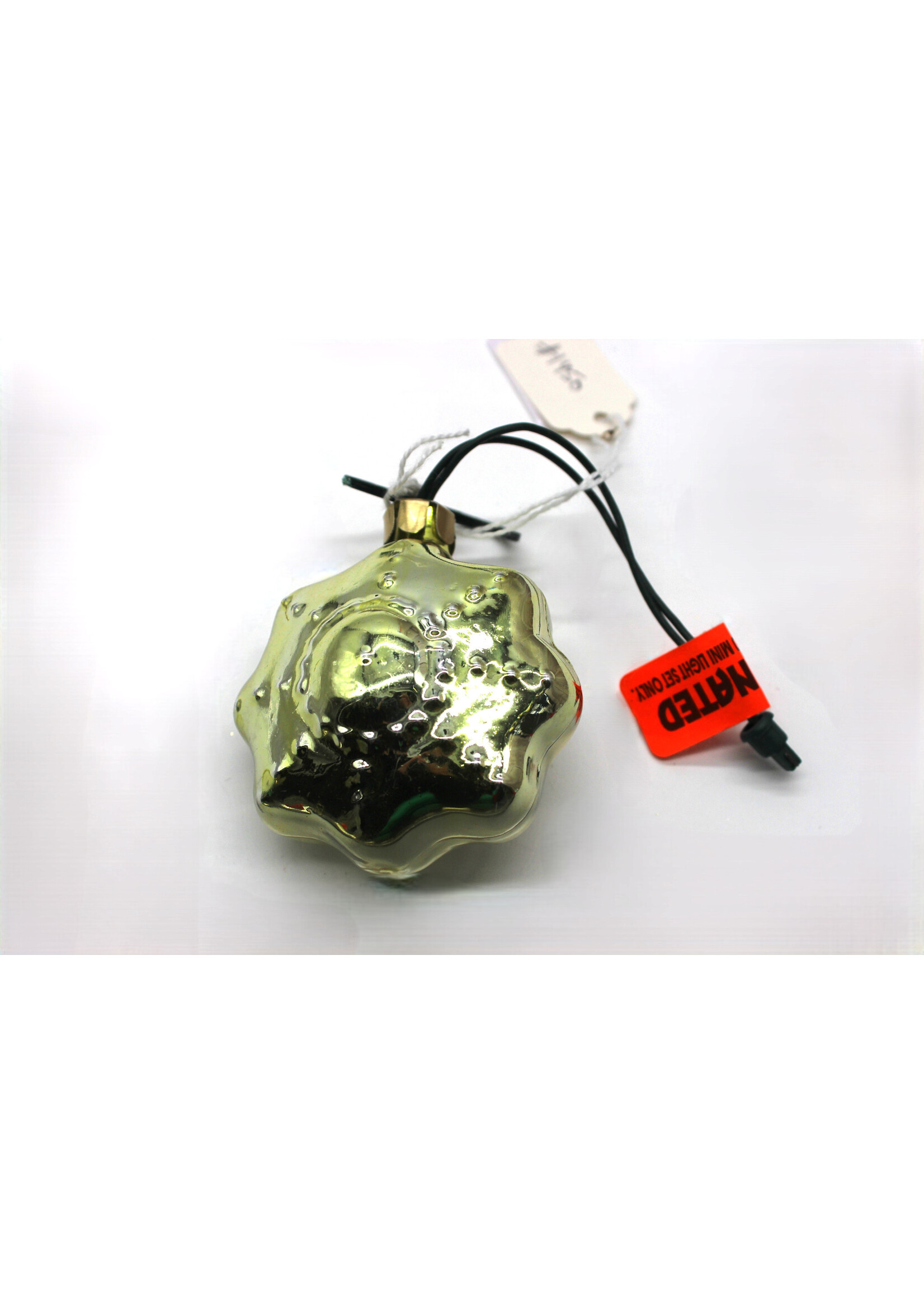 ILLUMINATED LANTERN