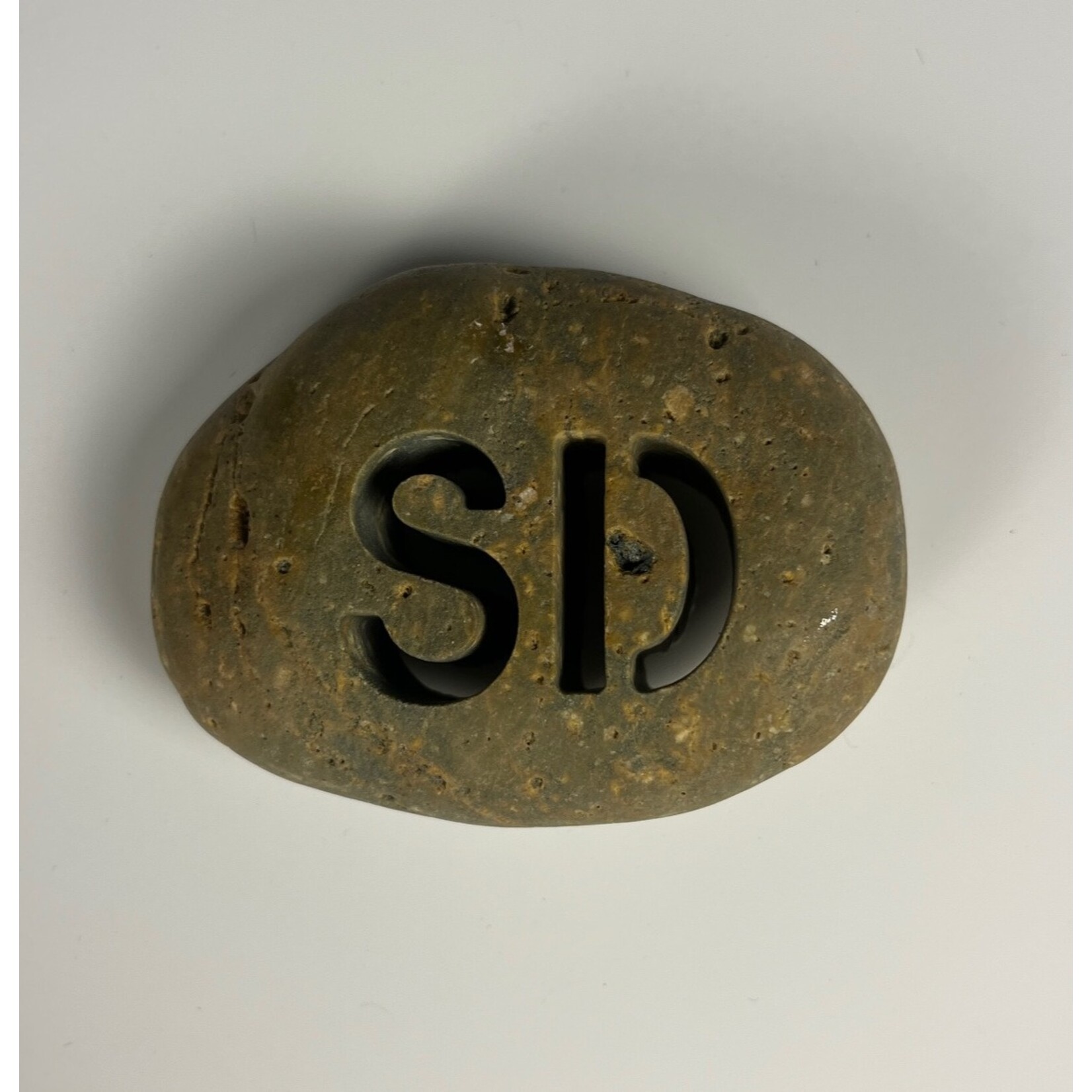 Momadic Momadic, MDC009, SD State Abbreviation