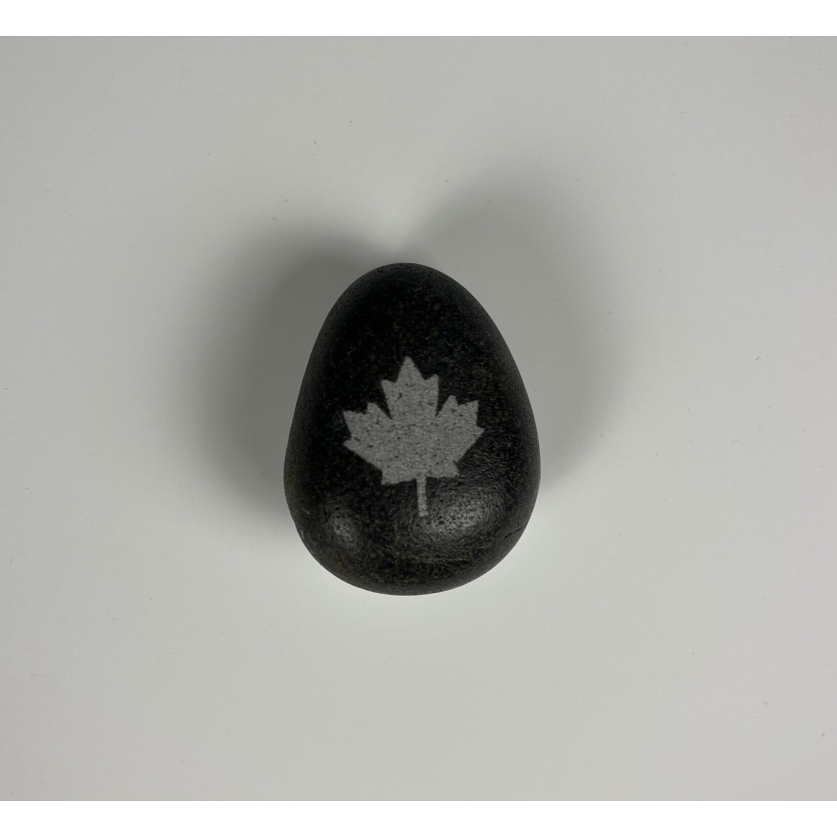 Momadic Etched Rock Magnet, Maple Leaf