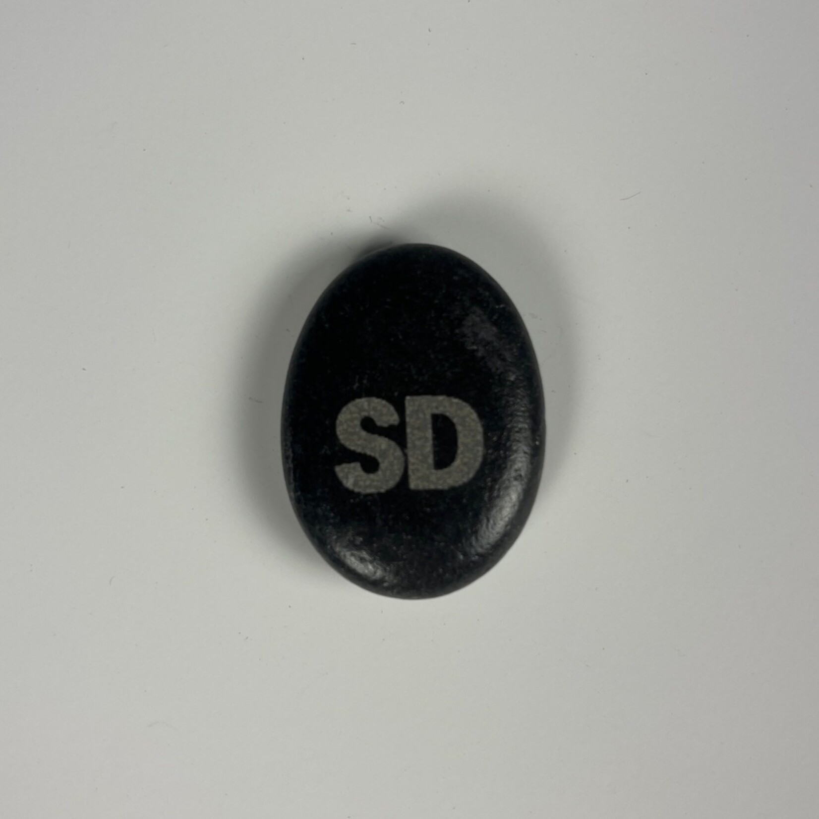 Momadic Etched Rock Magnet, South Dakota Abbreviation