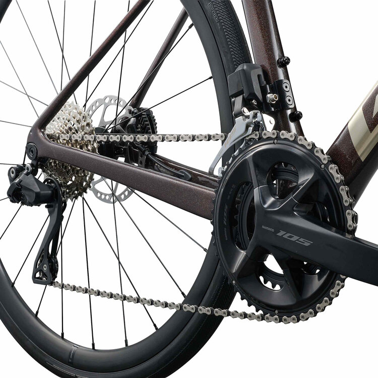 Giant Giant Defy Advanced 1 105 Di2 2027 Endurance Road Bike