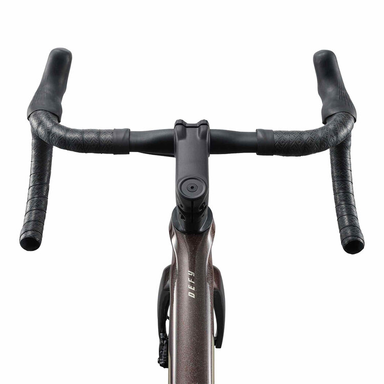 Giant Giant Defy Advanced 1 105 Di2 2027 Endurance Road Bike