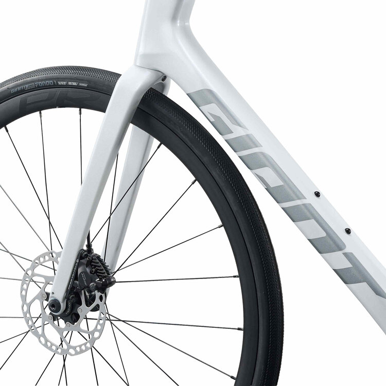 Giant Giant Defy Advanced 2 105 2027 Endurance Road Bike