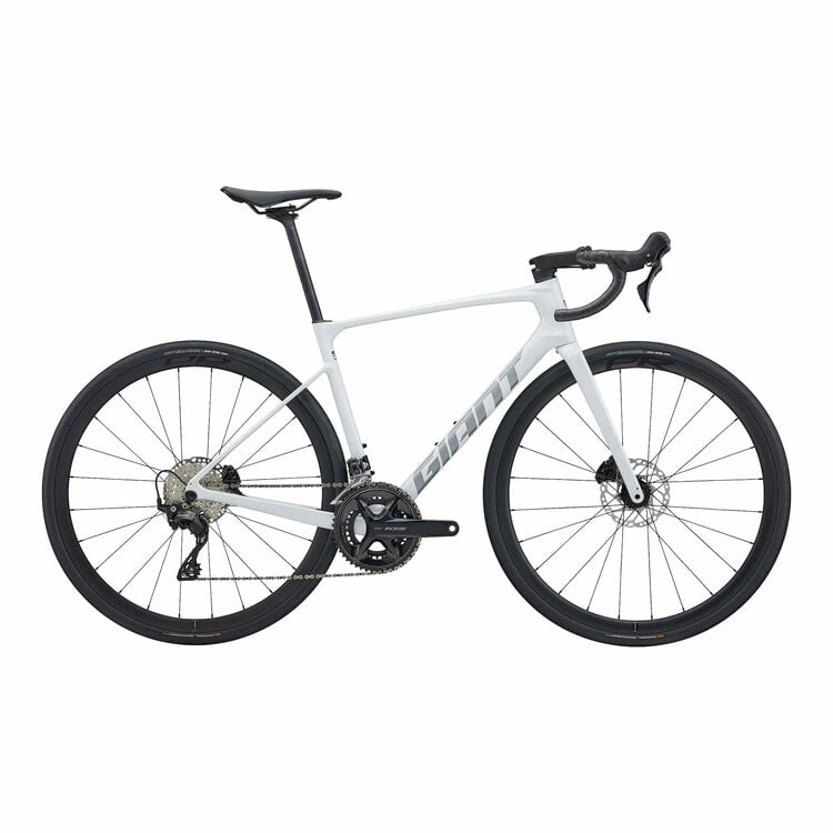 Giant Vélo de route endurance Giant Defy Advanced 2 105 2027