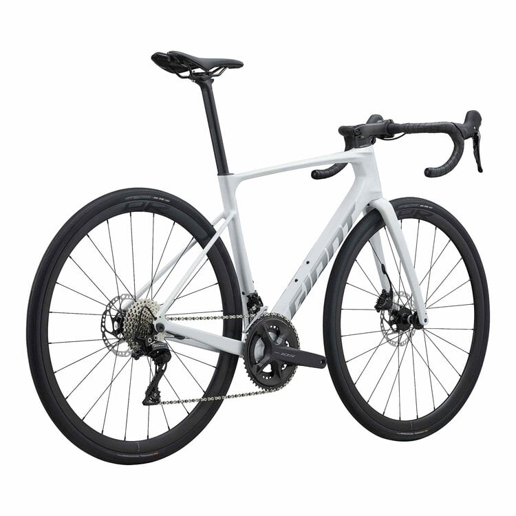 Giant Vélo de route endurance Giant Defy Advanced 2 105 2027