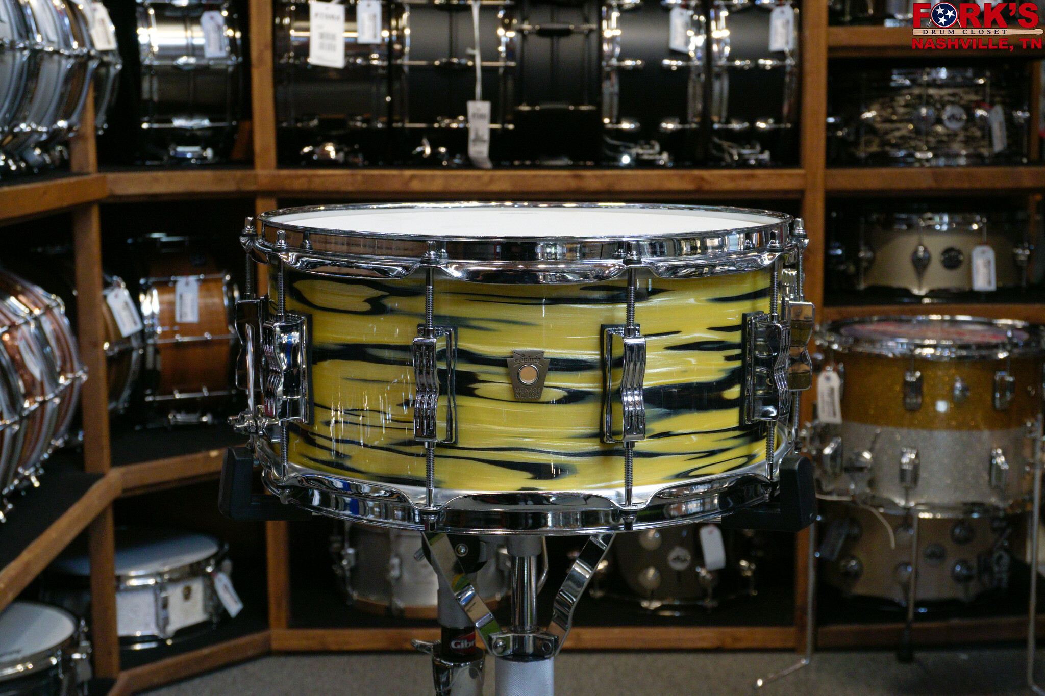 Ludwig Classic Maple 6.5x14 Snare Drum - 