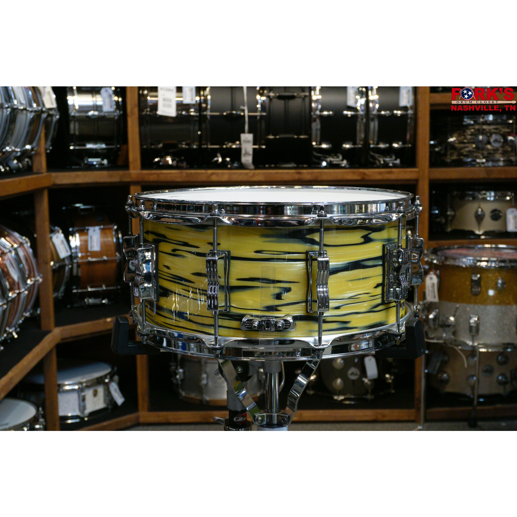 Ludwig Ludwig Classic Maple 6.5x14 Snare Drum - "Lemon Oyster"