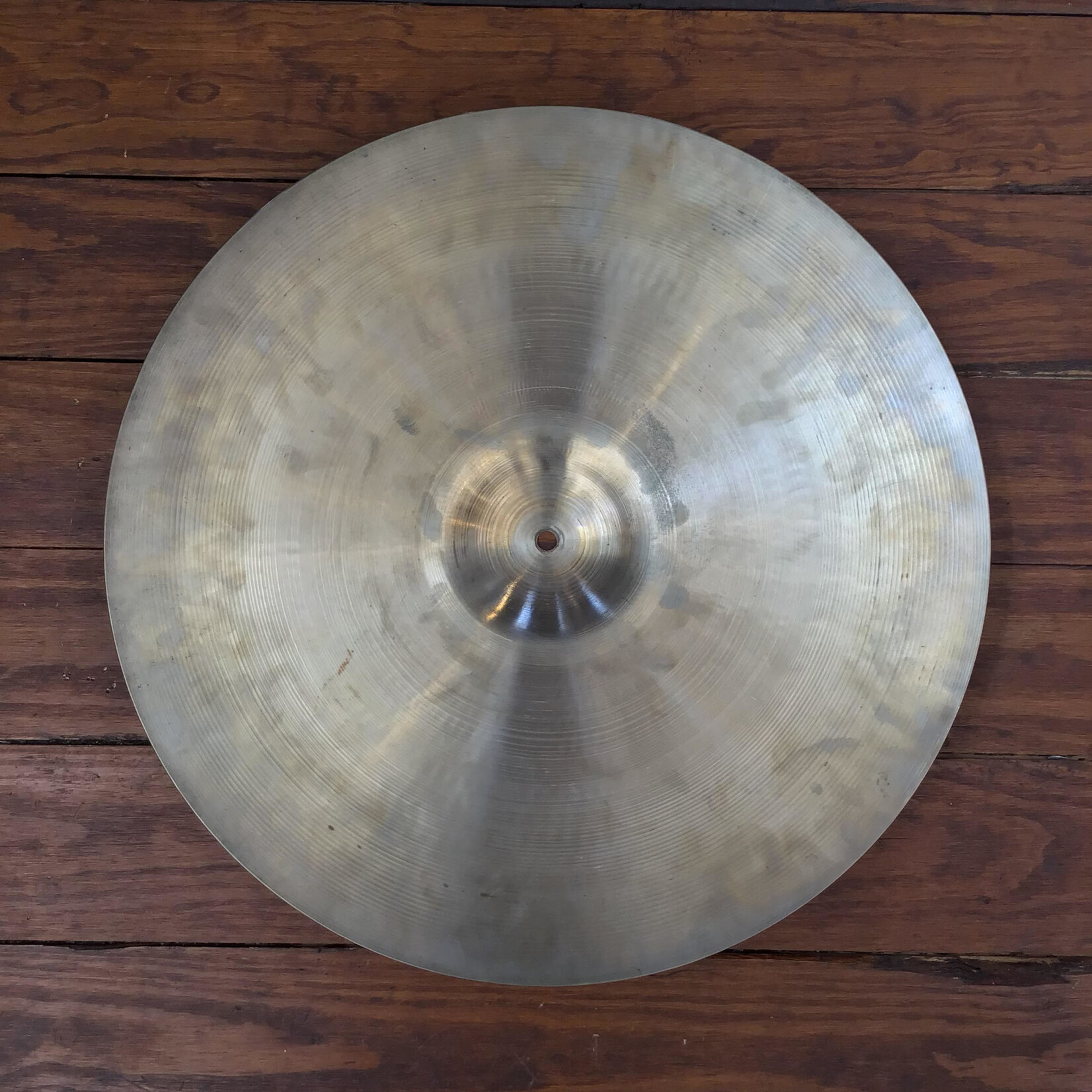 Zildjian USED A Zildjian 22" Medium Ride Cymbal (1970's)