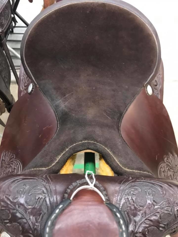 used circle y park and trail saddle