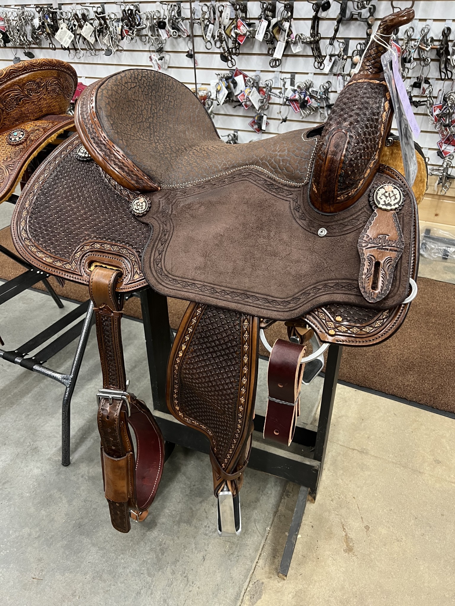 15" Scott Thomas Barrel Saddle Full QH Bars A Bit of Tack