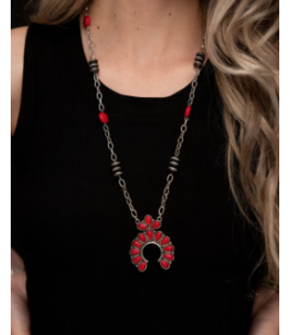 West&Co LINK CHAIN NECKLACE WITH RED NAJA PENDANT