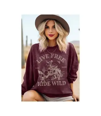 HRT & LUV LIVE FREE RIDE WILD GRAPHIC SWEATSHIRT