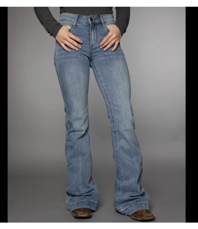 CARISSA CLASSIC LIGHT WASH JEAN