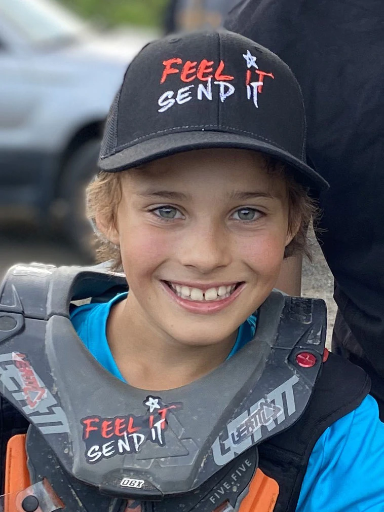 FEEL IT SEND IT FEEL IT SEND IT casquette Junior