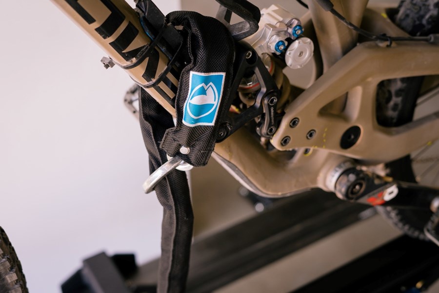 Rocky Mounts ROCKY MOUNTS Guiderail Rear 2 vélos support d'auto pour l'attelage 2 po