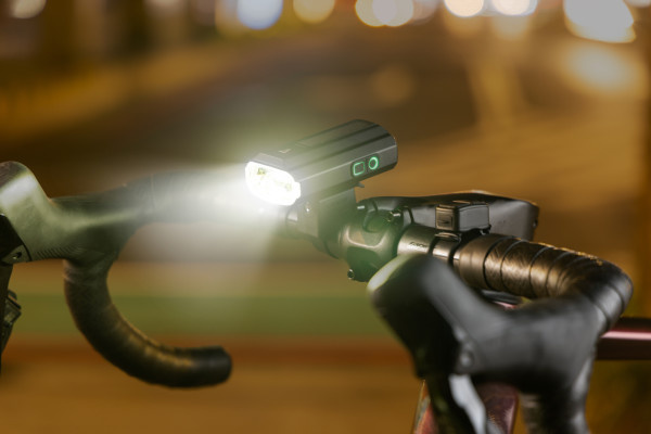 Giant GIANT Recon+ HL 1200 lumière avant