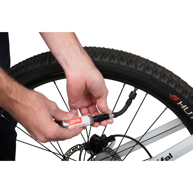 Zéfal ZEFAL EZ Control FC gonfleur de pneu C02 16g
