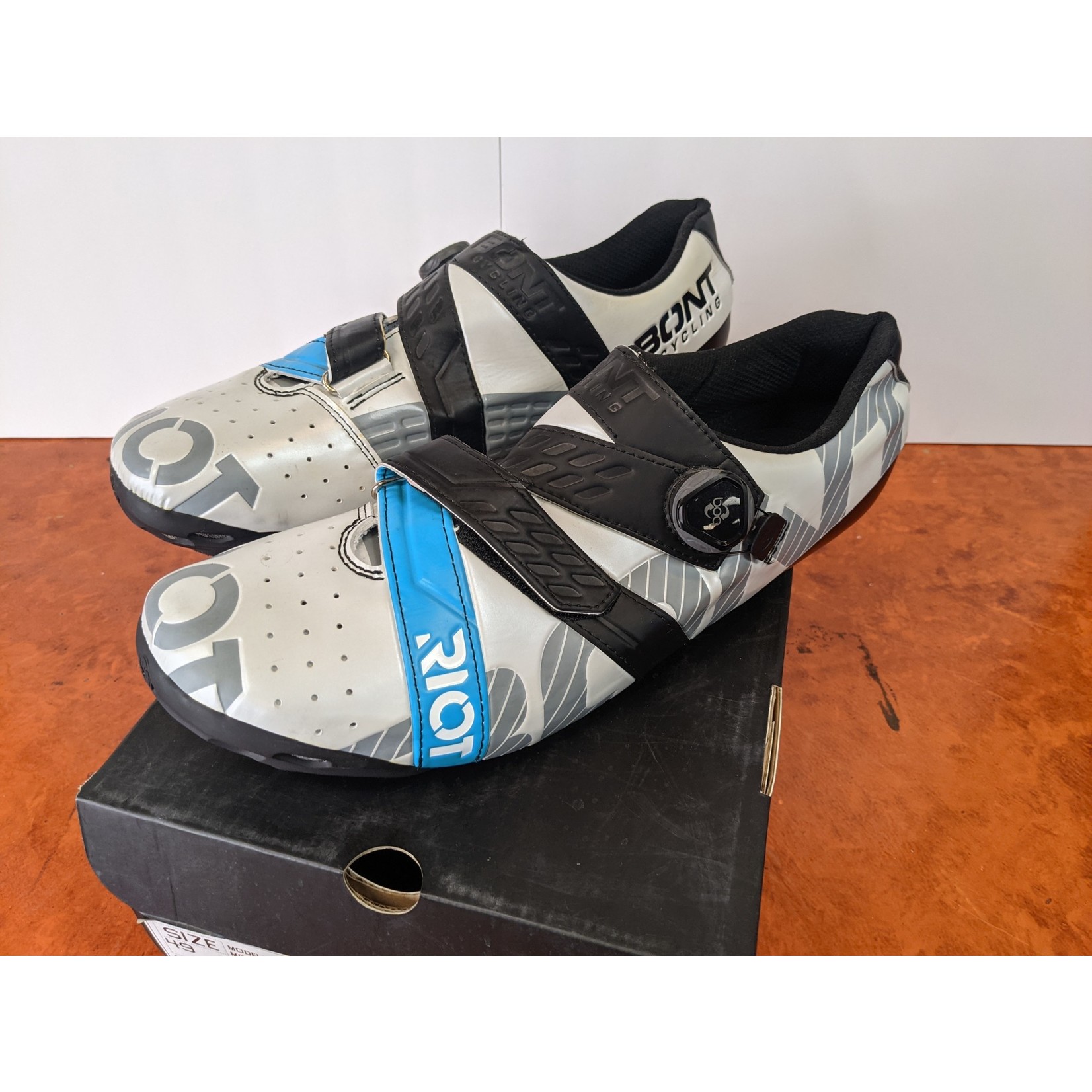 bont riot road  boa