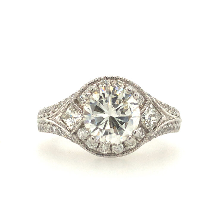 475025 14K WHITE GOLD 1.05CT F SI1 WITH .80TCW DIAMOND ANTIQUE DESIGN ENGAGEMENT RING