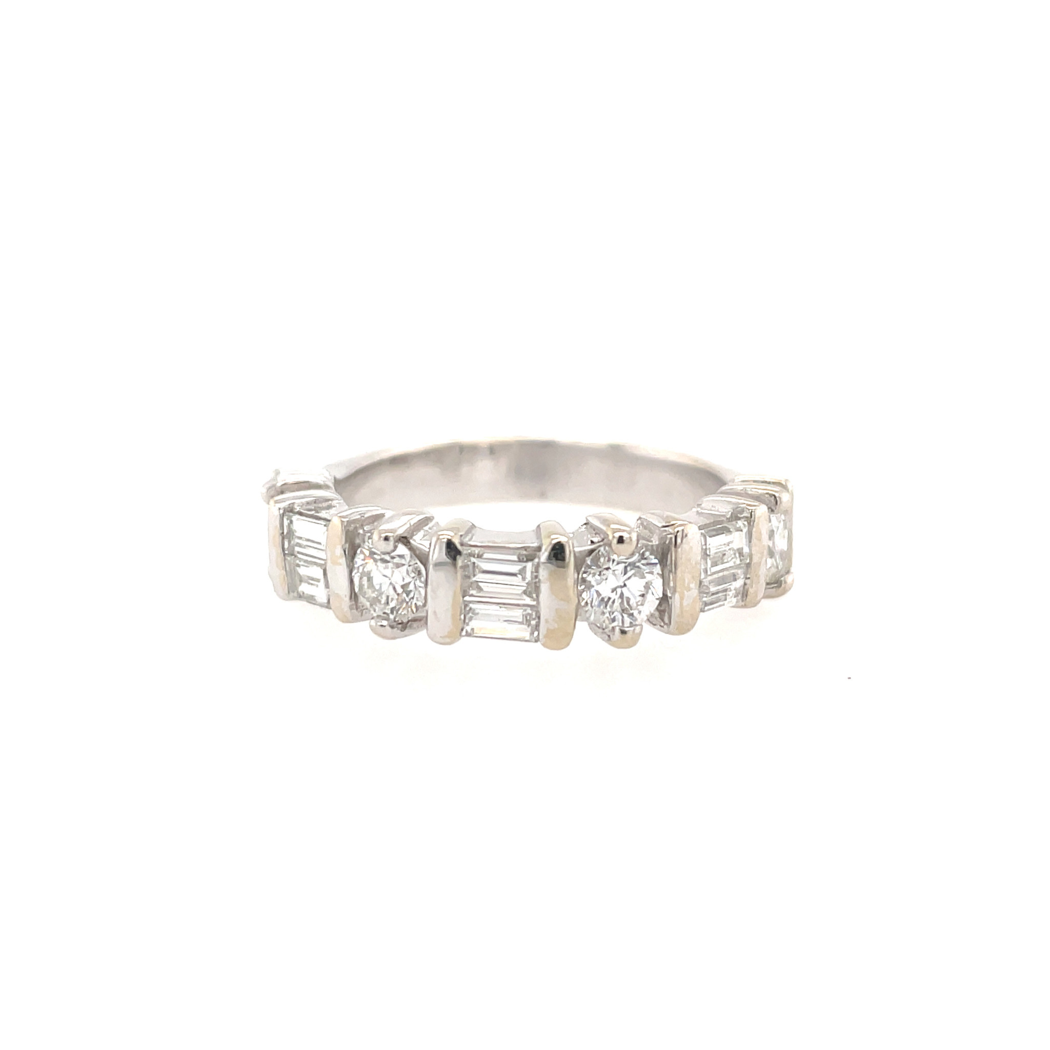 475722 14K WHITE GOLD 1.30CT DIAMOND ROUND AND BAGUETTE WEDDING BAND