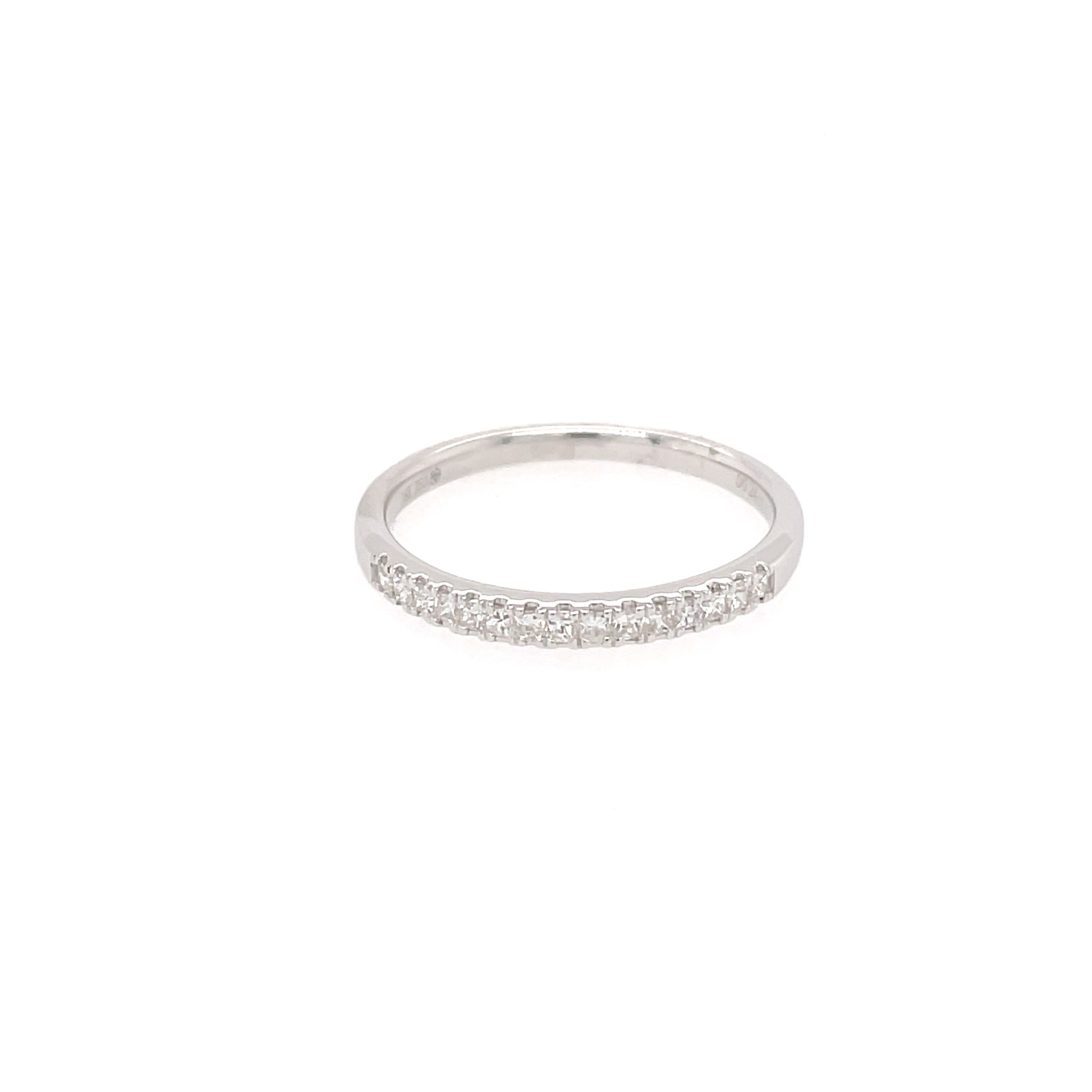 475716 18K WHITE GOLD .24TCW PRINCESS CUT DIAMOND WEDDING BAND