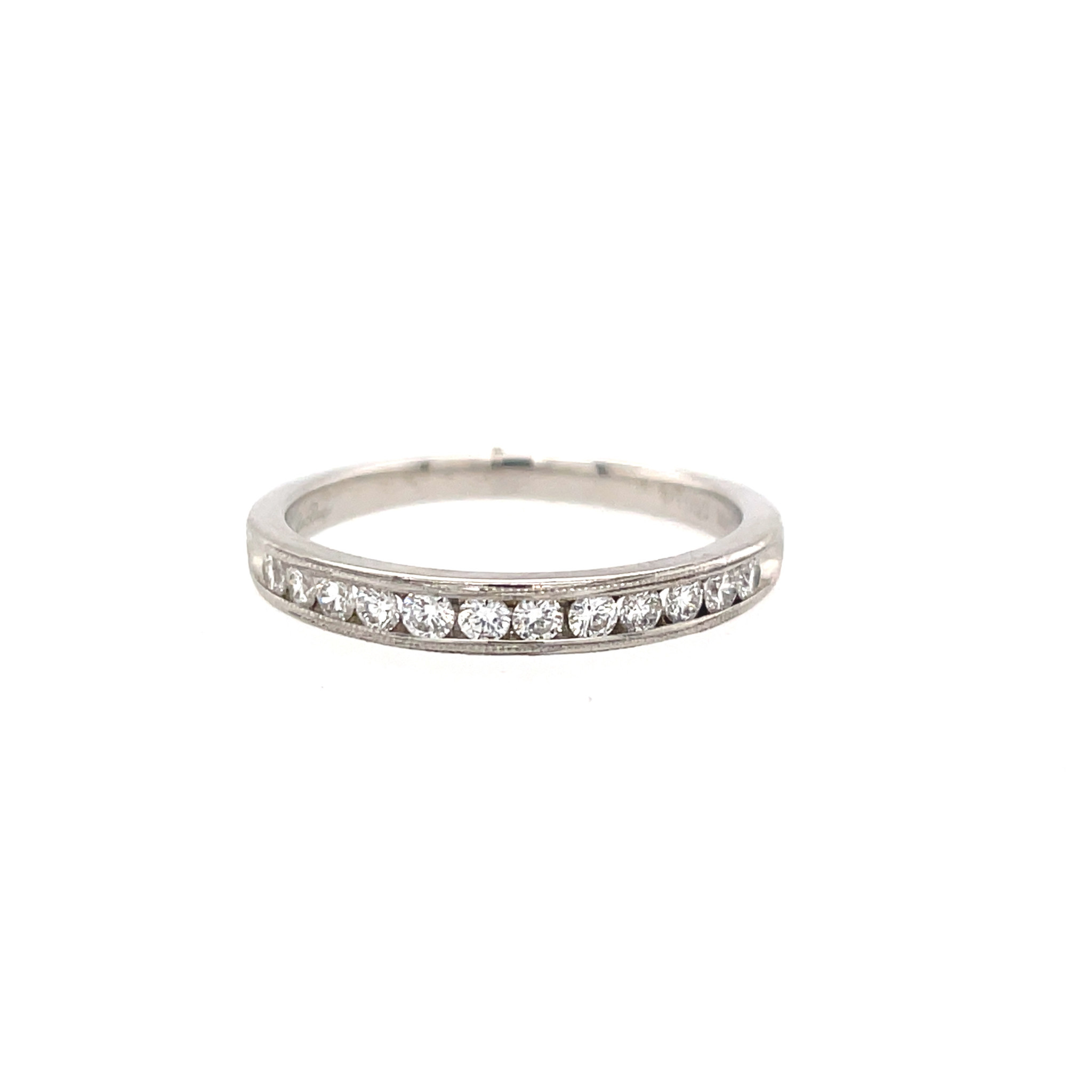 475702 PLATINUM .20TCW DIAMOND MILGRAIN CHANNEL SET WEDDING BAND