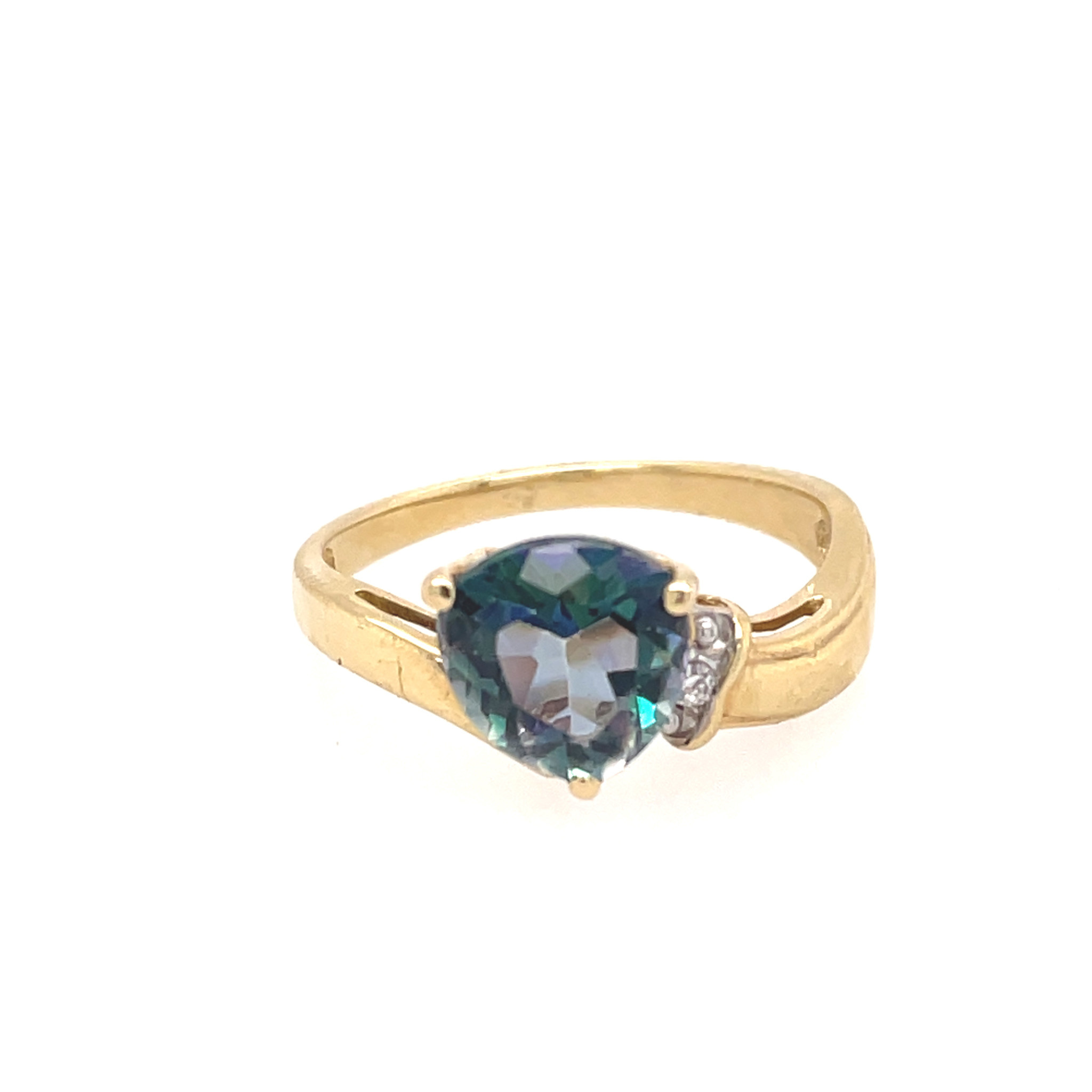40470 10K YELLOW GOLD MYSTIC TOPAZ CENTER WITH SIDE DIAMOND RING