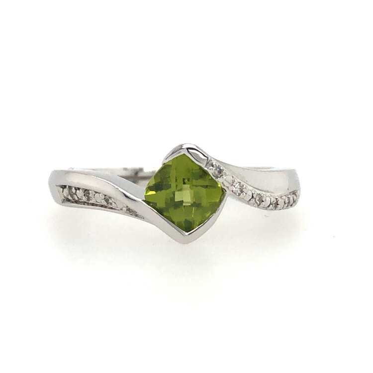 457604 WHITE GOLD CUSHION SHAPE PERIDOT DIAMOND TENSION STYLE RING