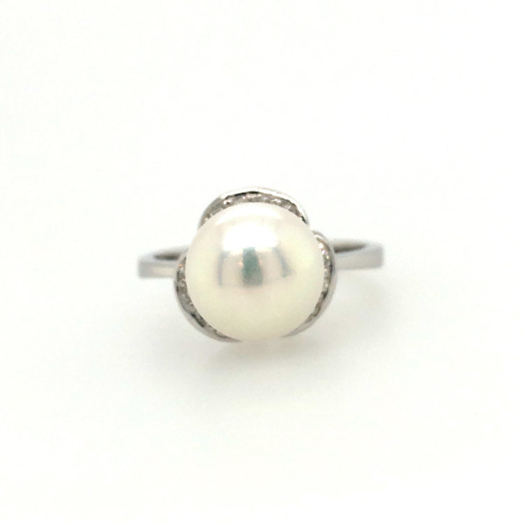 40280 18K WHITE GOLD 10MM PEARL DIAMOND PETALS FLORAL RING