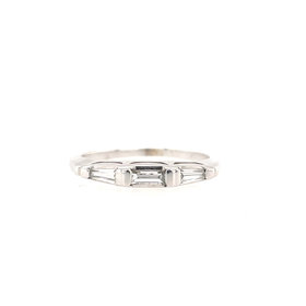475337 14K WHITE GOLD .24TCW BAGUETTE DIAMOND WEDDING BAND
