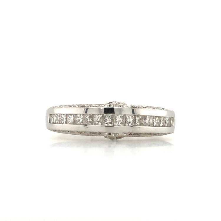 475017 18K .75TCW PRINCESS CUT DIAMOND CHANNEL SET WEDDING BAND