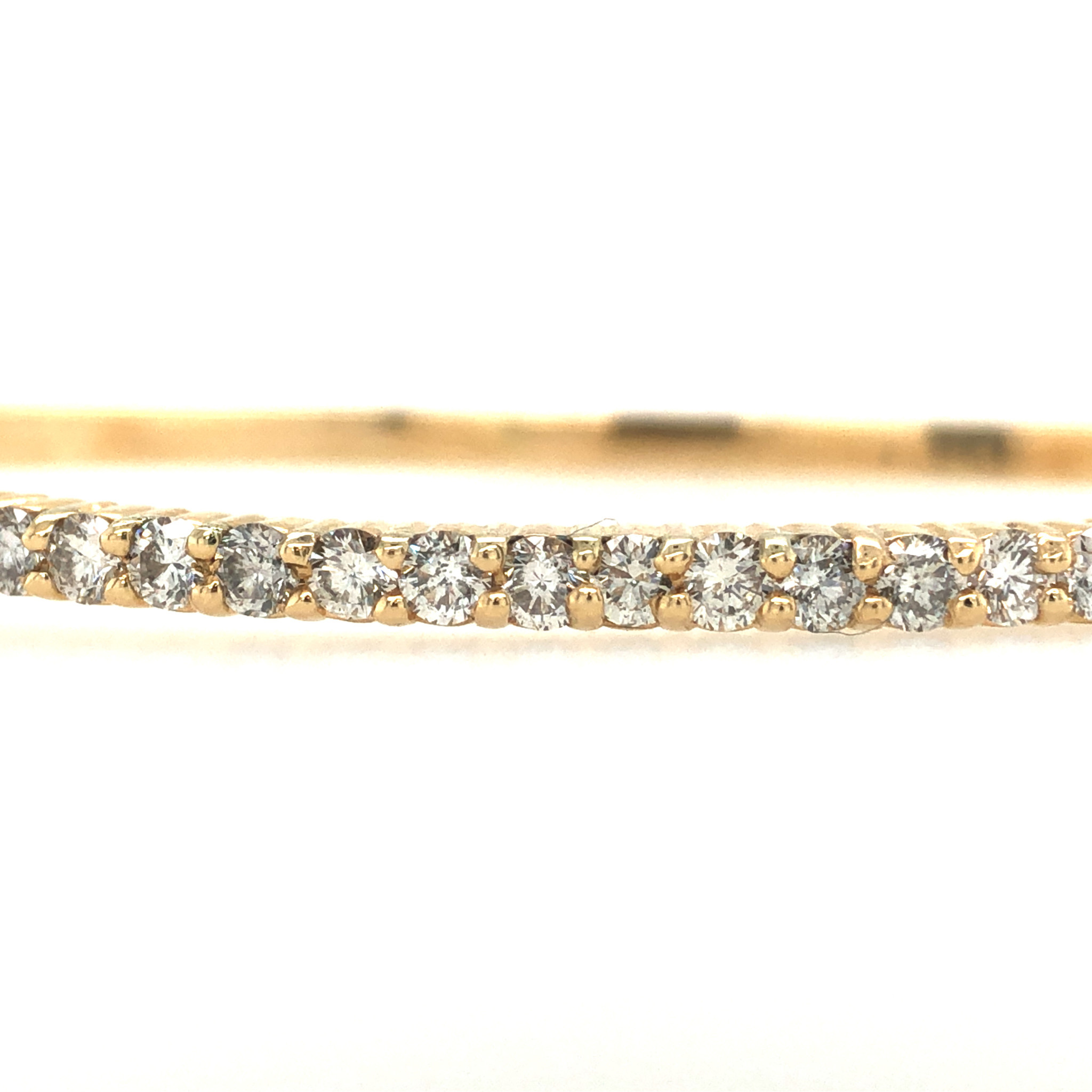 20904 14K YELLOW GOLD 2CT DIAMOND BANGLE BRACELET