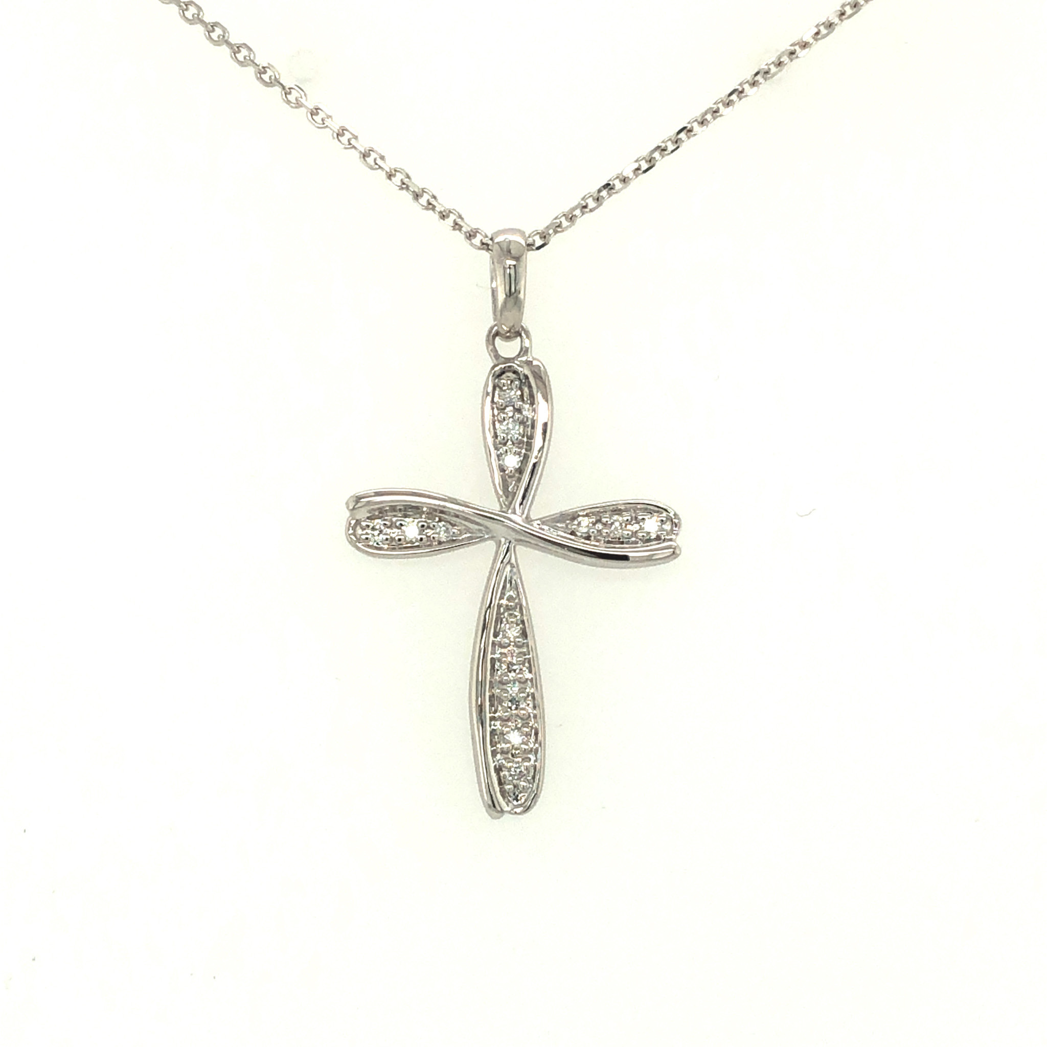 70029 14K WHITE GOLD SWIRL DESIGN .15TCW DIAMOND CROSS PENDANT SET
