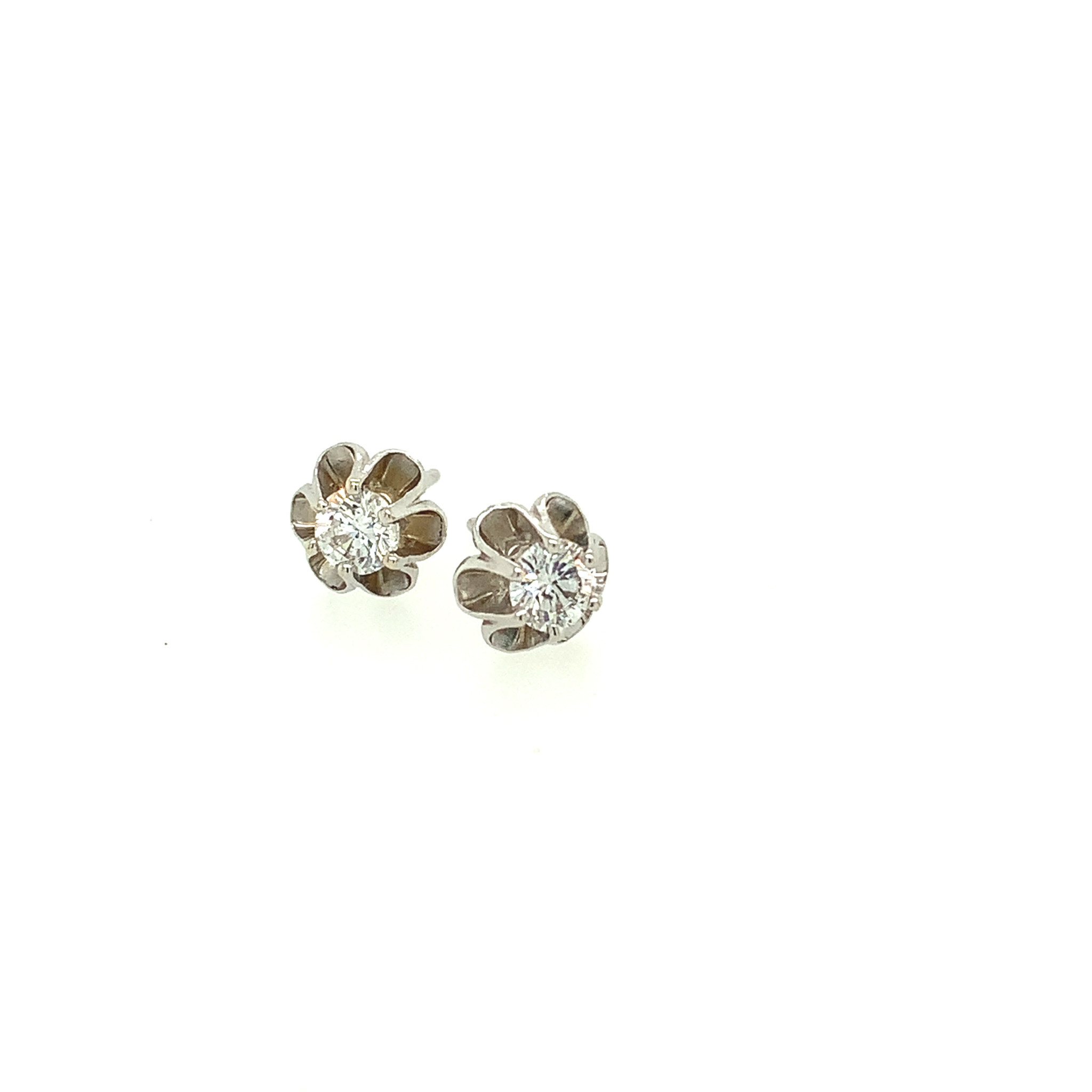 30601 14K WHITE GOLD .50TCW DIAMOND FLOWER SHAPED STUDS