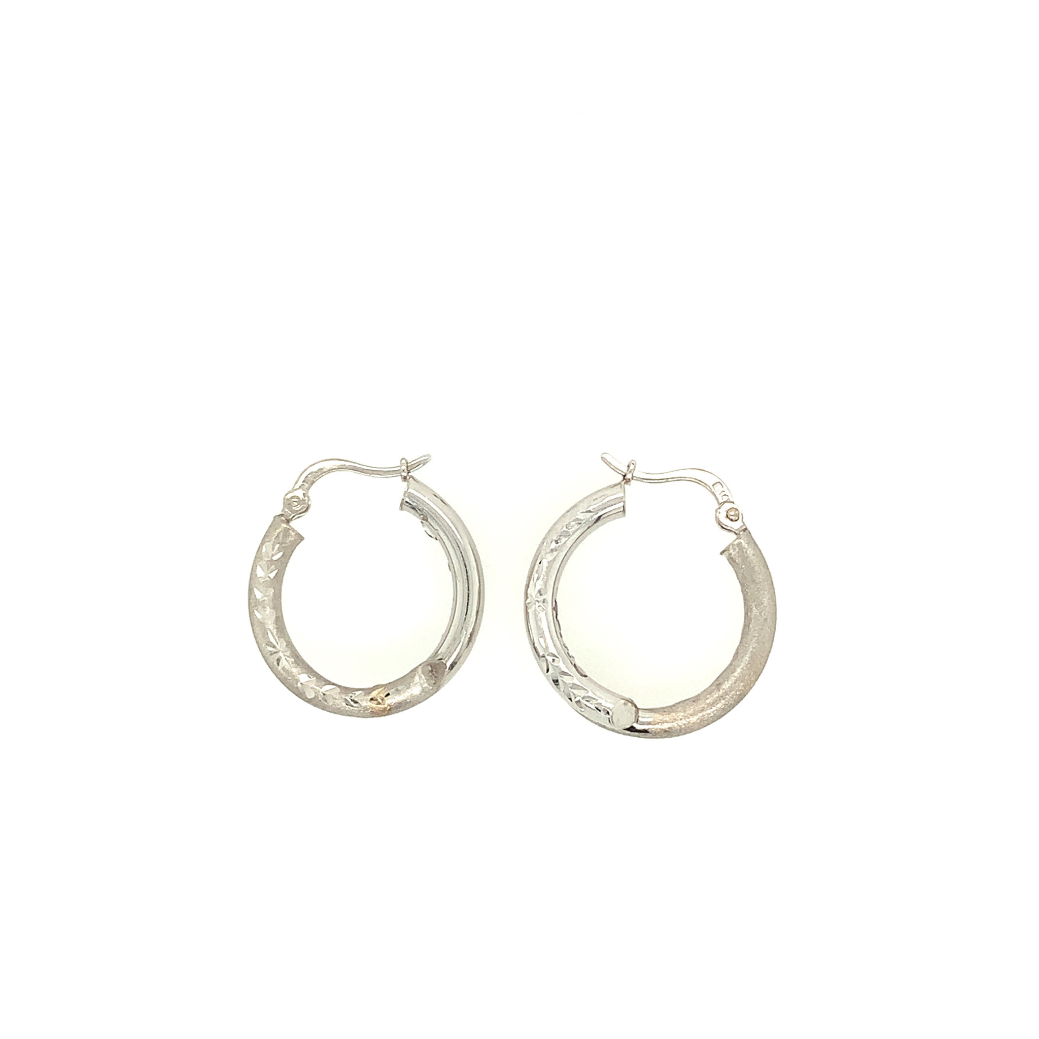 31028 14K WHITE GOLD MATTE AND DIAMOND CUT BYPASS DESIGN .60’’ HOOPS