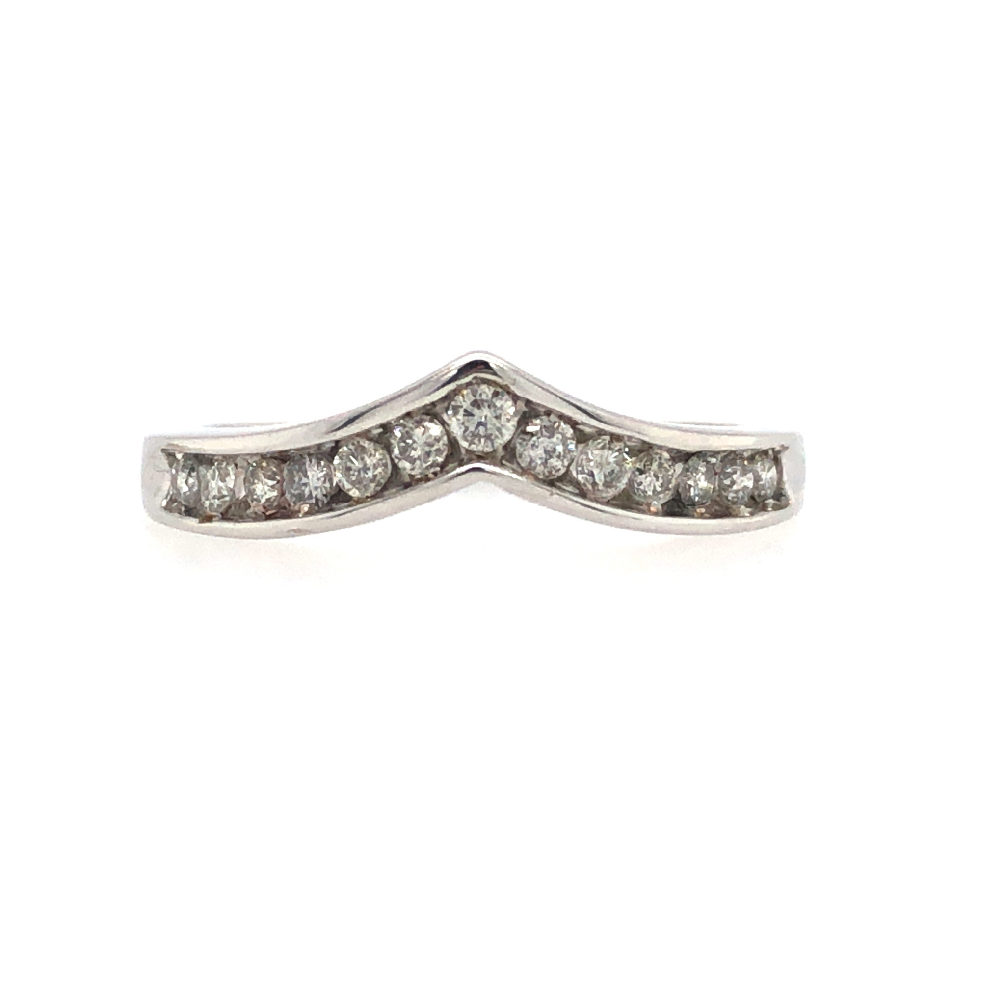 477639 14K WHITE GOLD .30TCW DIAMOND CHEVRON WEDDING BAND